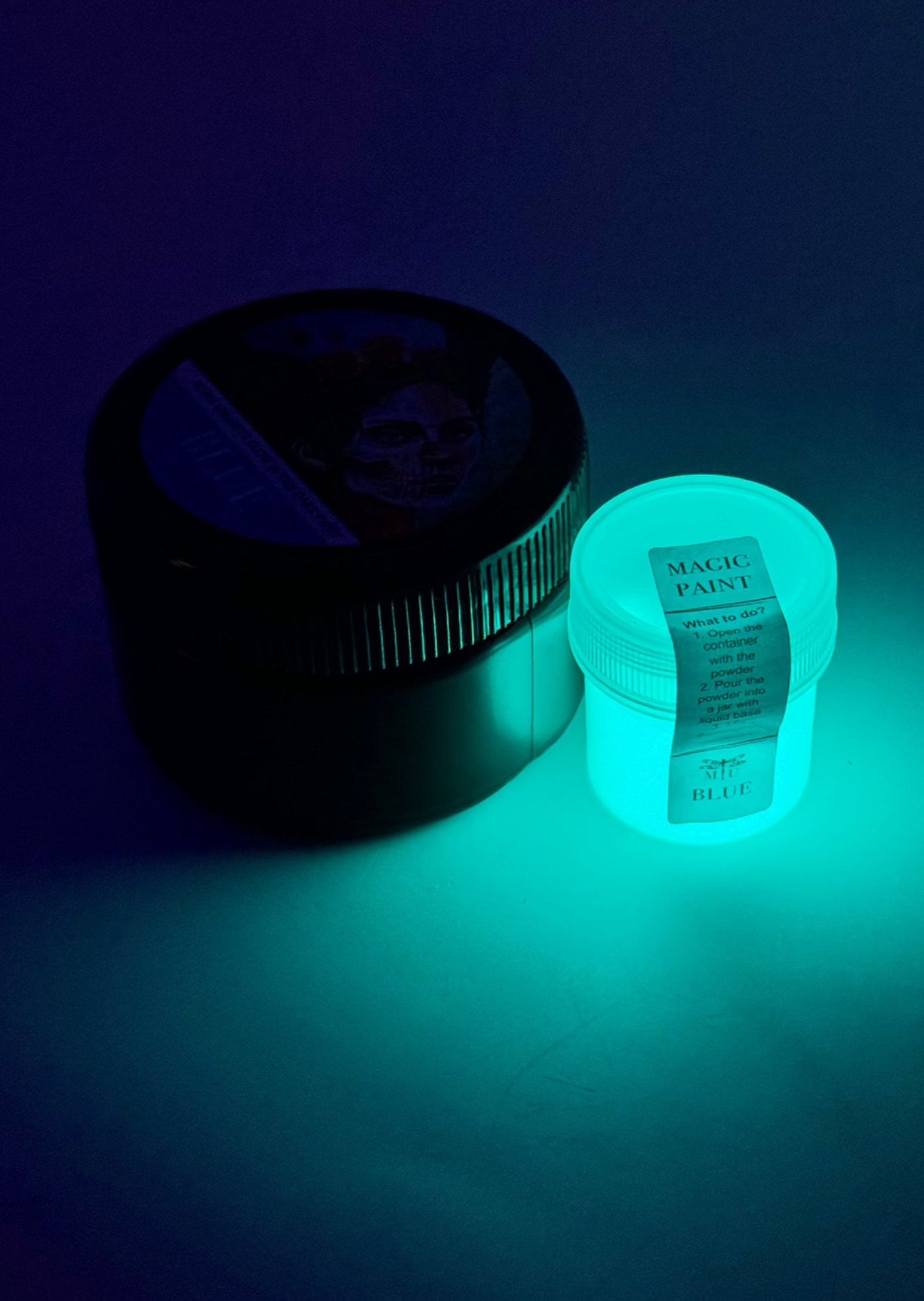 Fluorescent paint. Blue. 100 ml.